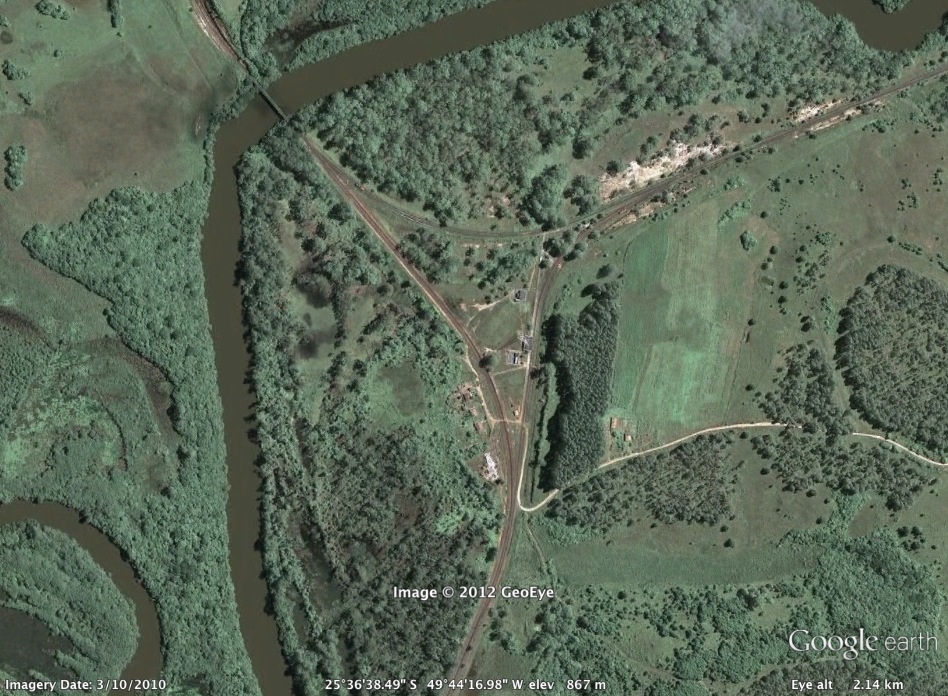 Figura 3: Foto de satélite do pátio de Eng. Bley. Fonte: Google Earth.