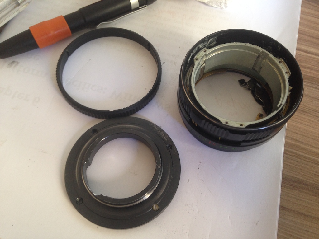 Figure 9: Back of the lens unscrewed, aperture ring removed.