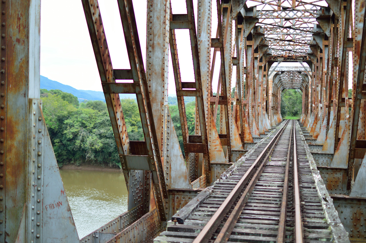 Figura 47: Ponte ferroviária sobre o Rio Timbó, entre Irineópolis/SC e Porto União/SC