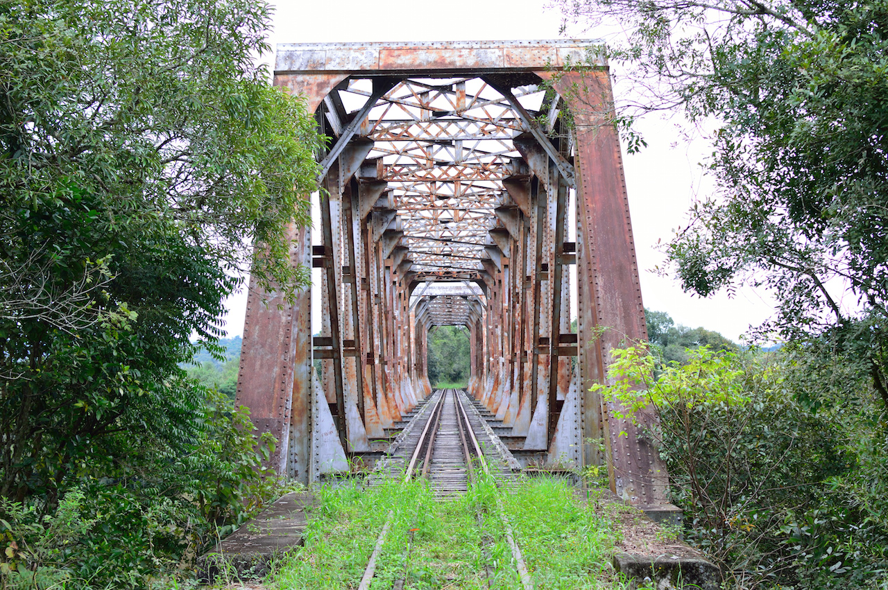 Figura 48: Ponte ferroviária sobre o Rio Timbó, entre Irineópolis/SC e Porto União/SC