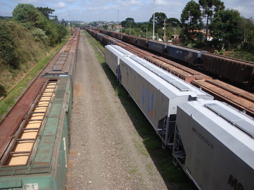 Figura 6: Pátio ferroviário de Rio Negro, no sentido norte-sul