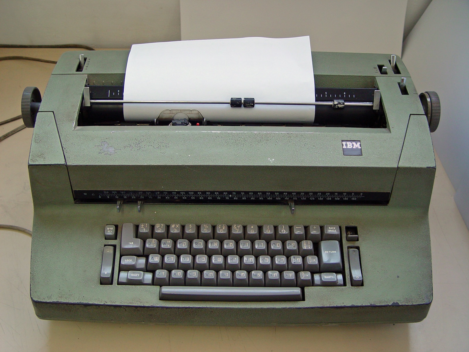 Figura 22: Máquina de escrever Selectric. Fonte: Wikipedia.